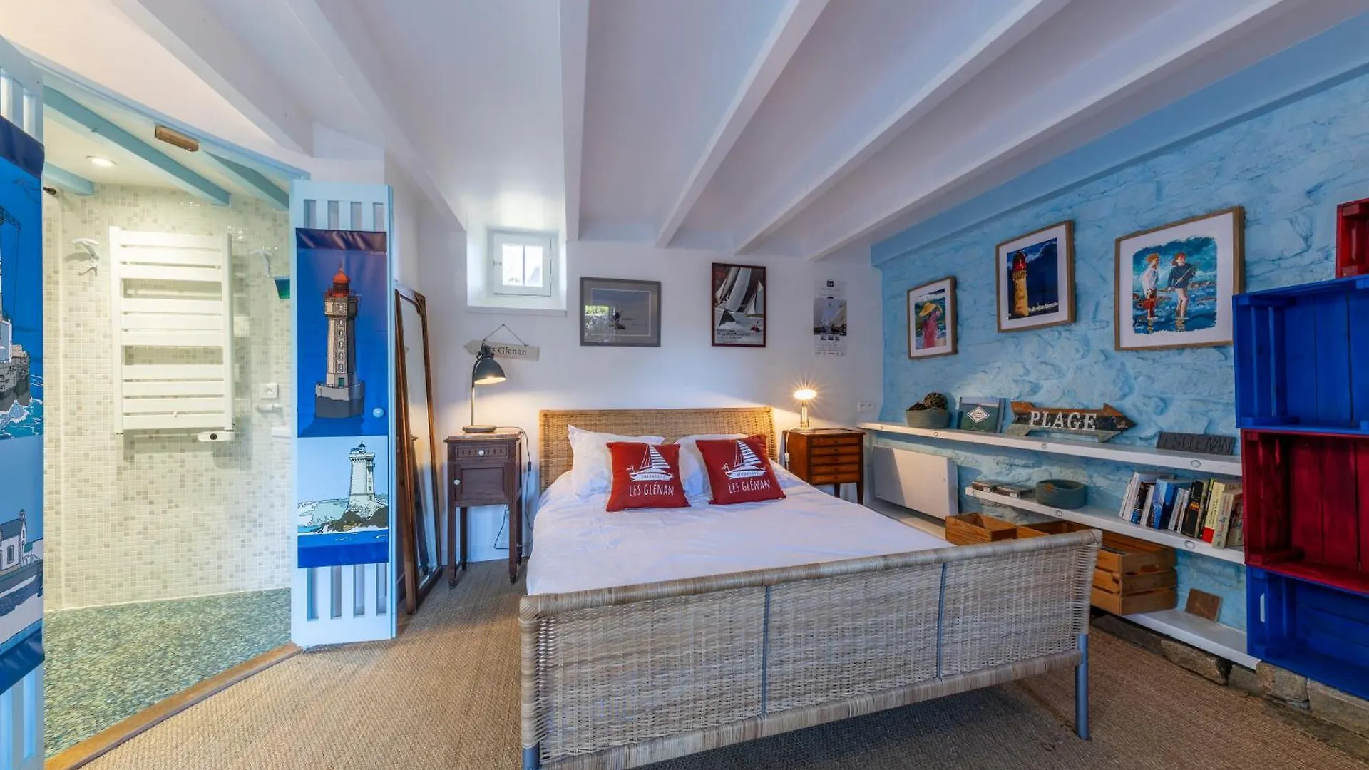Superbe Chaumiere En Bord De Mer Fouesnant
